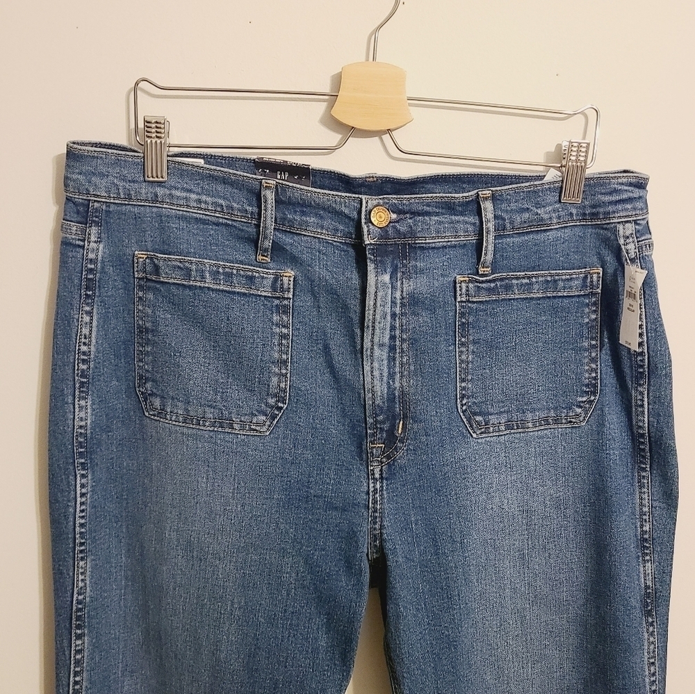 Gap | Women's Flared High Rise Medium Indigo Blue Jeans (Size 16R/33) - Picture 3 of 16